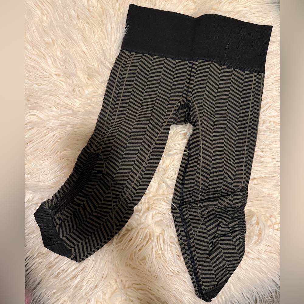 Lululemon Leggings Size 4